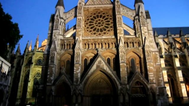 Достопримечательности Лондона Биг Бен, Лондон Ай и Аббатство в темноте смотреть онлайн