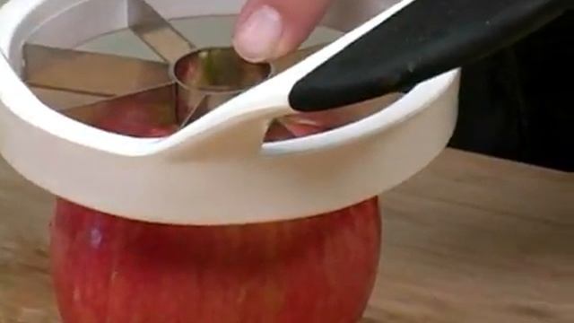 Cooking Tips : How to Core Apples смотреть онлайн