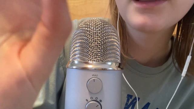 ASMR Up Close Hand Movements w/ Fall Trigger Words ?️ смотреть онлайн
