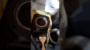 как легко снять ступицу с задней бортовой т-40 если она не хочет выходить