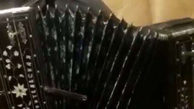 На поле танки грохотали смотреть онлайн
