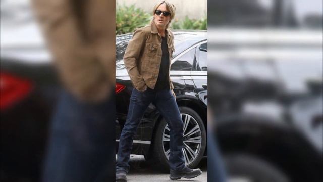 Nicole Kidman Visiting Her Mother Janelle With Her Daughters And Keith Urban For Christmas смотреть онлайн