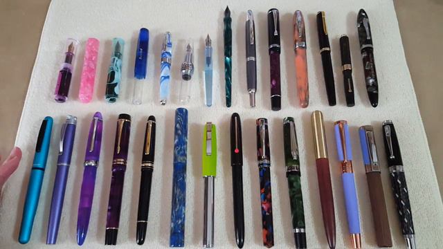 My Fountain Pen Collection - Part 3 - Pen Friend Edition смотреть онлайн