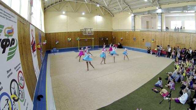 Выступление по художественной гимнастике - Матрешки смотреть онлайн