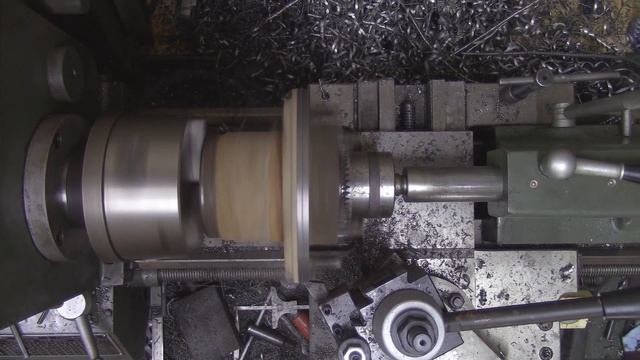Machining Toyota IFS Hubs for Big Brake Mod on Dirt Garage! смотреть онлайн