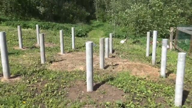 Строим каркасный дом своими руками (ч.4). Обрезаем свайный фундамент. Как пользоваться гидроуровнем смотреть онлайн