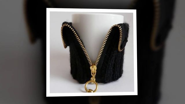 Вязаные чехлы для кружек. Knitted covers for mugs. смотреть онлайн