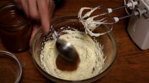 Шоколадный крем из сгущенки для торта - никто не отличит от настоящего шоколада!