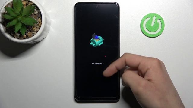 Cómo formatear MOTOROLA Moto G22 - resetear desde el modo Recovery смотреть онлайн