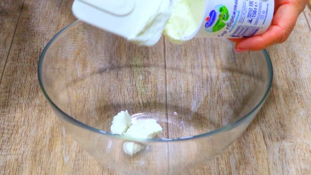 Быстрый торт с вареньем и сметанным кремом смотреть онлайн