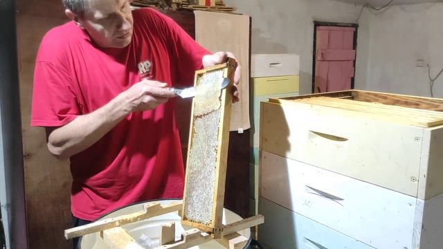 Пасечный нож Павик смотреть онлайн