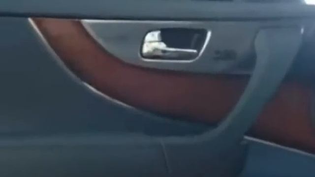 Infiniti FX35 смотреть онлайн