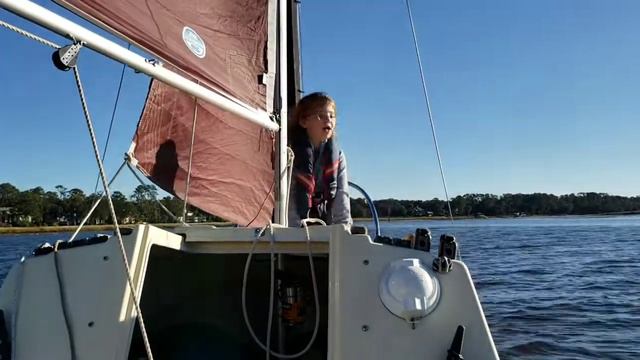 West Wight Potter 15 Sailing Savannah's Moon River смотреть онлайн