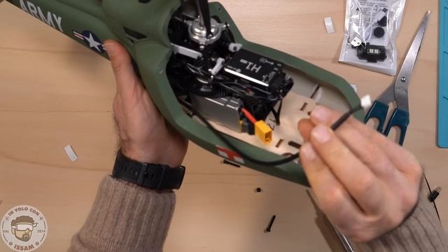 FLYWING Huey UH-1 in scala con GPS e 3D - Unboxing, Montaggio, Calibrazione e primo volo смотреть онлайн