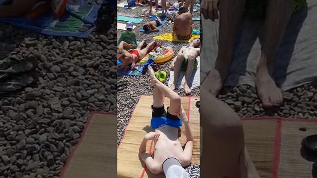 Кабардинка. Пляж SEC*MP. 25.07.22. смотреть онлайн