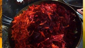 САМАЯ ВКУСНАЯ СВЕКОЛЬНАЯ ИКРА РЕЦЕПТЫ ОТ БАБУШКИ СОБИРАЮТ МИЛЛИОНЫ ПРОСМОТРОВ ИКРА ИЗ СВЕКЛЫ