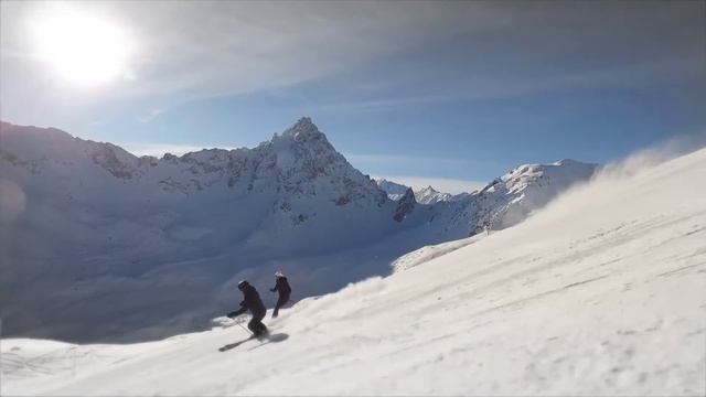 Les Neiges Courchevel, КУРШЕВЕЛЬ, ФРАНЦИЯ смотреть онлайн