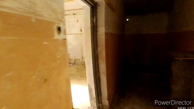 Мертвая столовая. Безжизненные и полуразрушенные корпуса. Пионерский лагерь Алешово смотреть онлайн