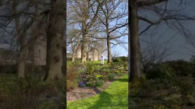 Easter at Cholmondeley Castle Gardens! смотреть онлайн