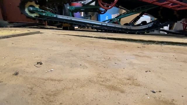 Самодельный снегоход. Тест задней подвески типа pps2 ver1 смотреть онлайн