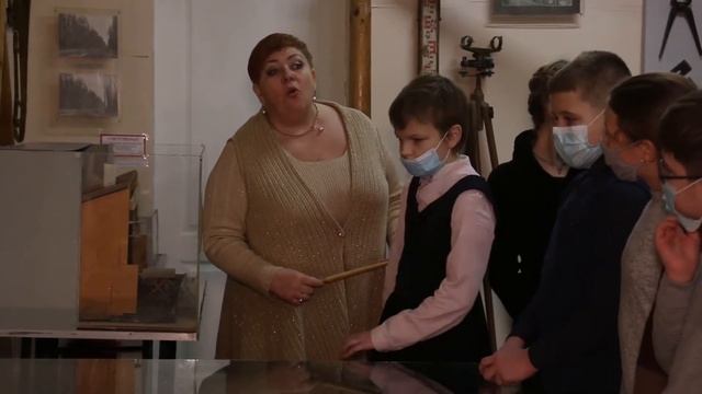 Рубель, ухват, прялка. Котовский музейный комплекс проводит экскурсии для школьников. смотреть онлайн
