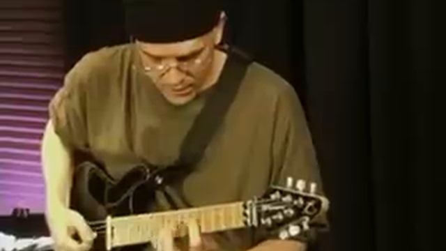 Devin Townsend On Playing In Open B Tuning смотреть онлайн