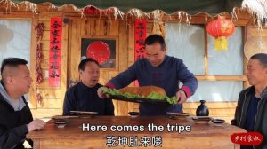 Steaks, Pigeons, Stuffing Into Giant OX Tripe! Tender and Delicious! | Uncle Rural Gourmet