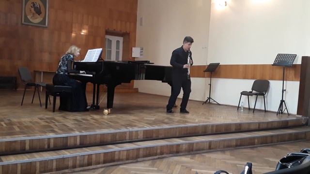 Kyryliv Dmytro plays F.Krommer - "Clarinet concerto Es-dur (1part.)" смотреть онлайн