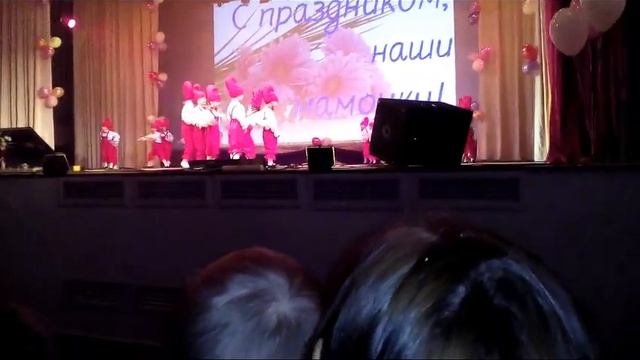 "Данс-класс", танец "Гномики" смотреть онлайн