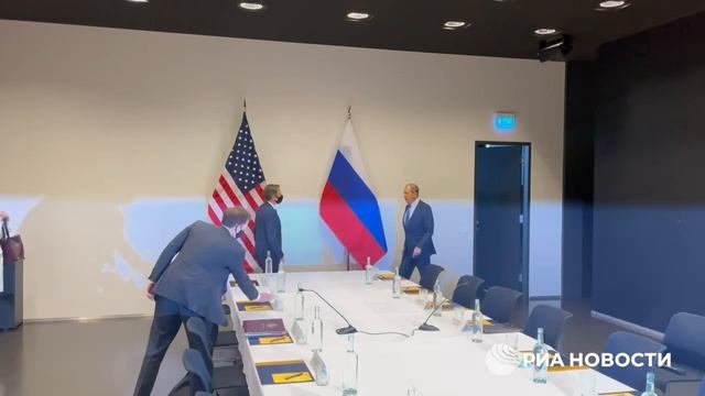 Лавров впервые встретился с Блинкеном
