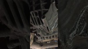 Снятие кпп на Ауди а6 в 100 кузове с двс2.6  1992г.в.