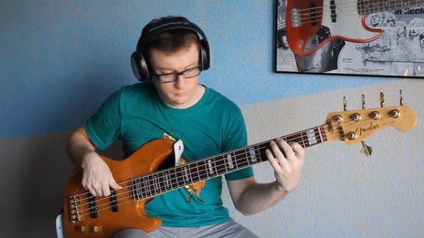 Pompeya - 90 (Bass Cover)