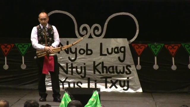 Dhia Qeej Ua Si - Sak Vue and Pa Vang @ HUSA Cultural Show 2016 смотреть онлайн