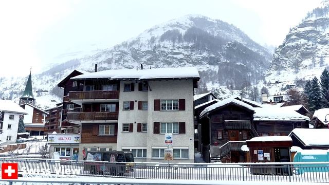 Zermatt  Switzerland - Most Charming Swiss Town  ! Walking Tour In Snow Falling