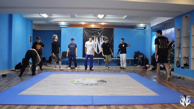 Powermove Seven To Smoke. 8 Palm (New Energy Camp 2023 Winter)