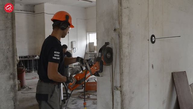 Обзор электрического резчика HUSQVARNA K 4000 Сut-n-break смотреть онлайн