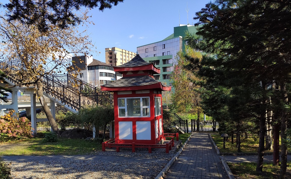 Сад Дружбы,  Тояма - Владивосток , осенний вид. Владивосток