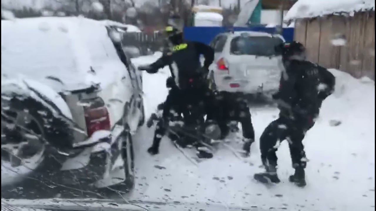 МВД по Коми обнародовало видео задержания похитителя ребенка смотреть онлайн