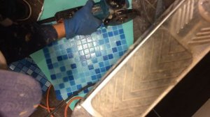 Кто мозаику болгаркой режет!!!