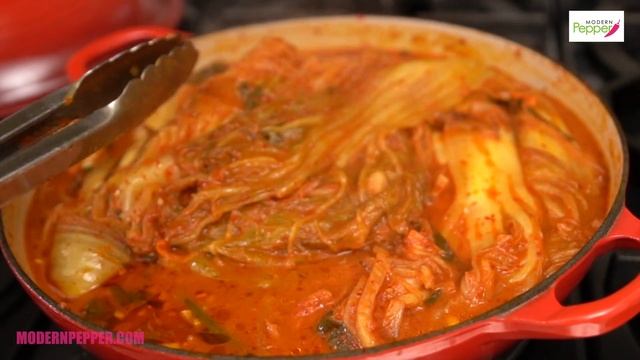 You Need To EAT This EXTRA SPECIAL, THICK & HEARTY PORK BELLY Kimchi Stew 고급스러운 삼겹살 김치찌개