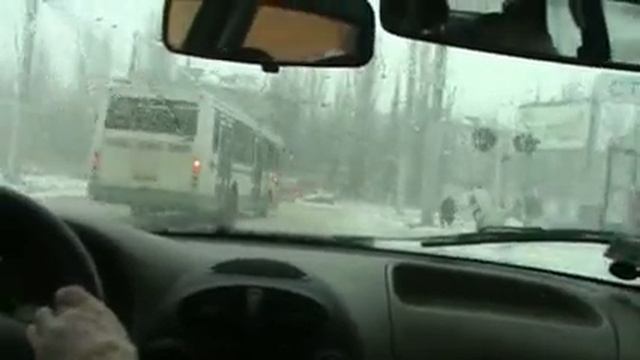 Кольцо на ул Космонавтов.mp4 смотреть онлайн