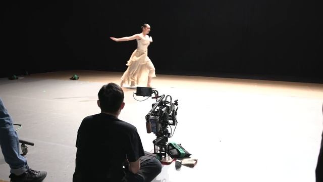 Behind the scenes of Zoom For Passion Canon RF24 105mm F2 8 L IS USM Z смотреть онлайн