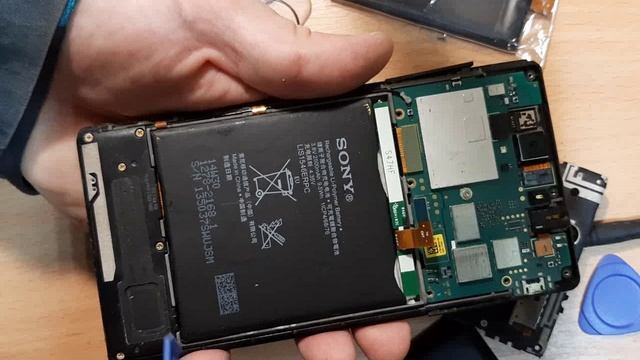Замена аккумулятора Sony Xperia