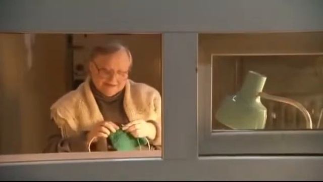 Бабулька на вахте