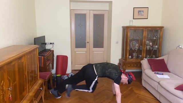 Кардио-субботник-2: Прокачай ВСЁ тело дома! (Без оборудования) смотреть онлайн