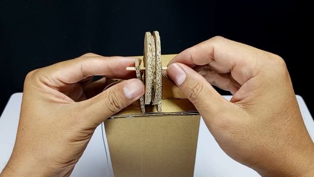 How To Make Mini Lift Model From Cardboard | โมเดลลิฟท์ทำจากลังกระดาษ смотреть онлайн