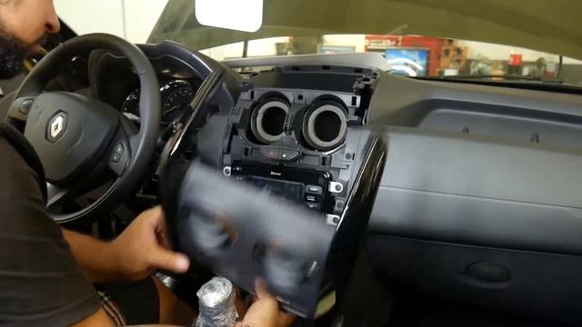 Установка сигнализации с автозапуском на кроссовер RENAULT DUSTER (РЕНО ДАСТЕР) смотреть онлайн