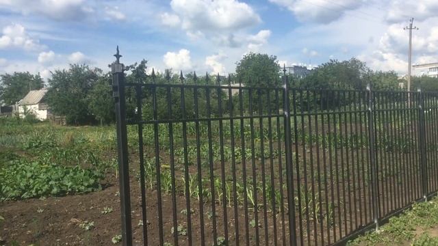 Приспособления облегчающие жизнь сварщика. Установка заборных секций в одиночку. смотреть онлайн