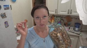 Домашнее видео. Хроника. 16 ноября 2023 года. Салат с сельдереем корневым..