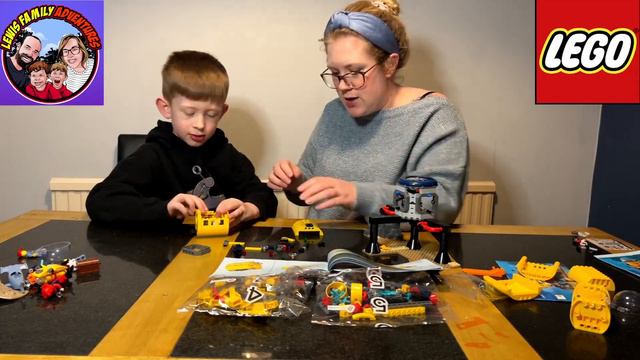 Lego Underwater City build| Lewis Family Adventure смотреть онлайн